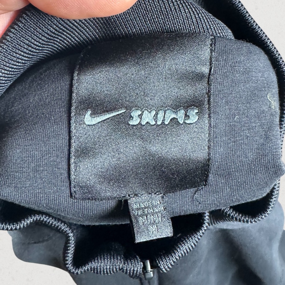 NWOT Nike Skims Matte Tricot Womens Track Jacket Black Size medium - Picture 9 of 13